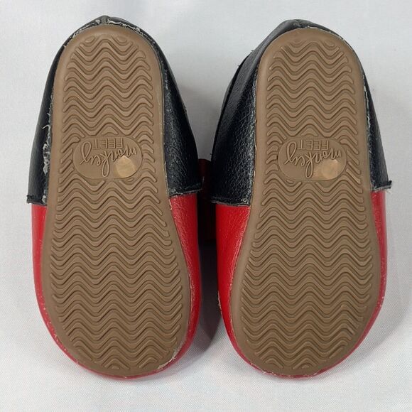 Disney MONKEY FEET MICKEY MOUSE Red Leather Shoes Size 12-18 Months. Unisex New - Picture 10 of 10